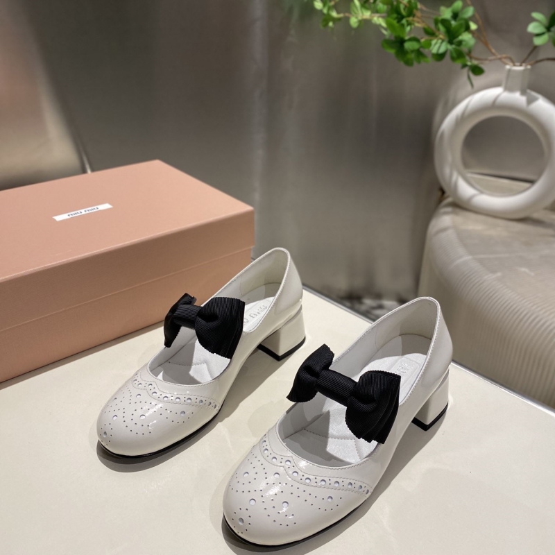 Miu Miu Casual Shoes